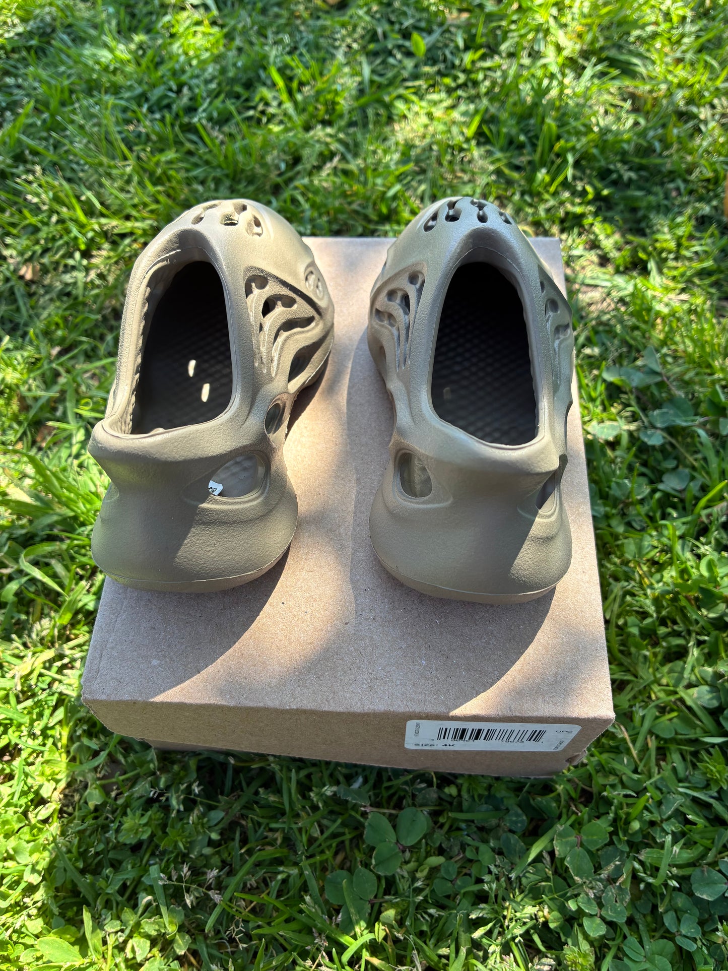 Yeezy Foam Runner Stone Taupe