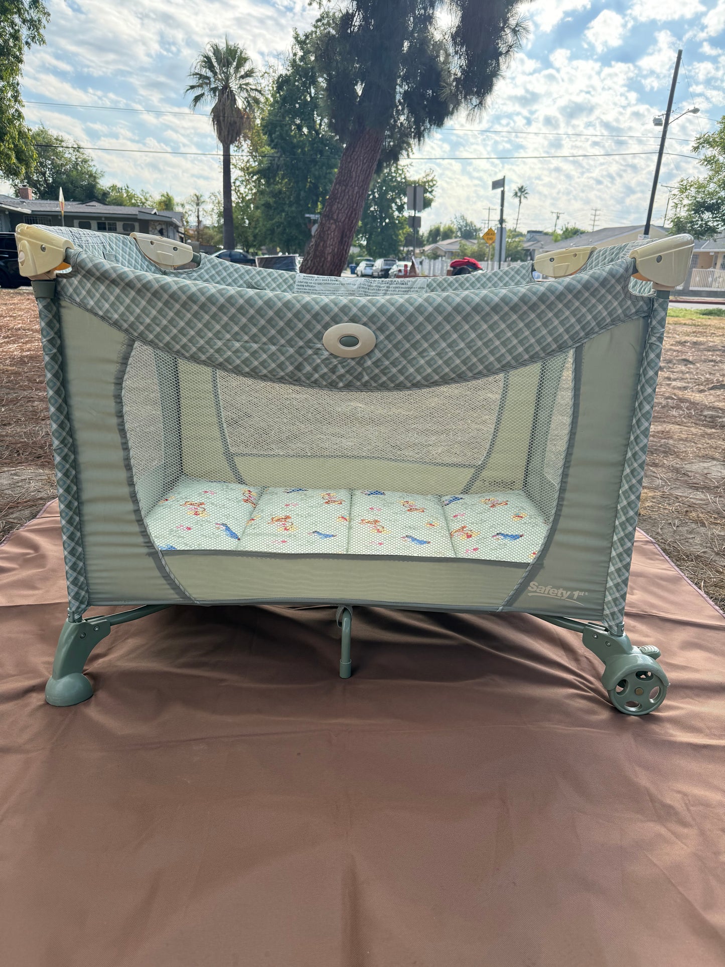 Vintage Winnie The Pooh Play Pen