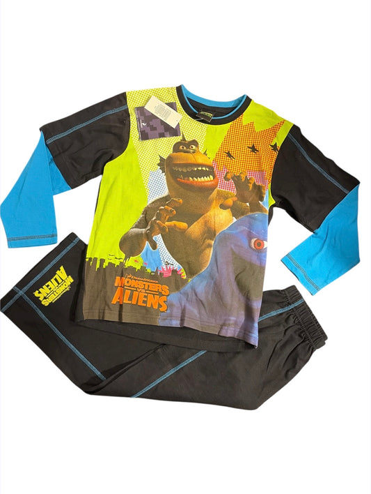 Monsters vs Aliens