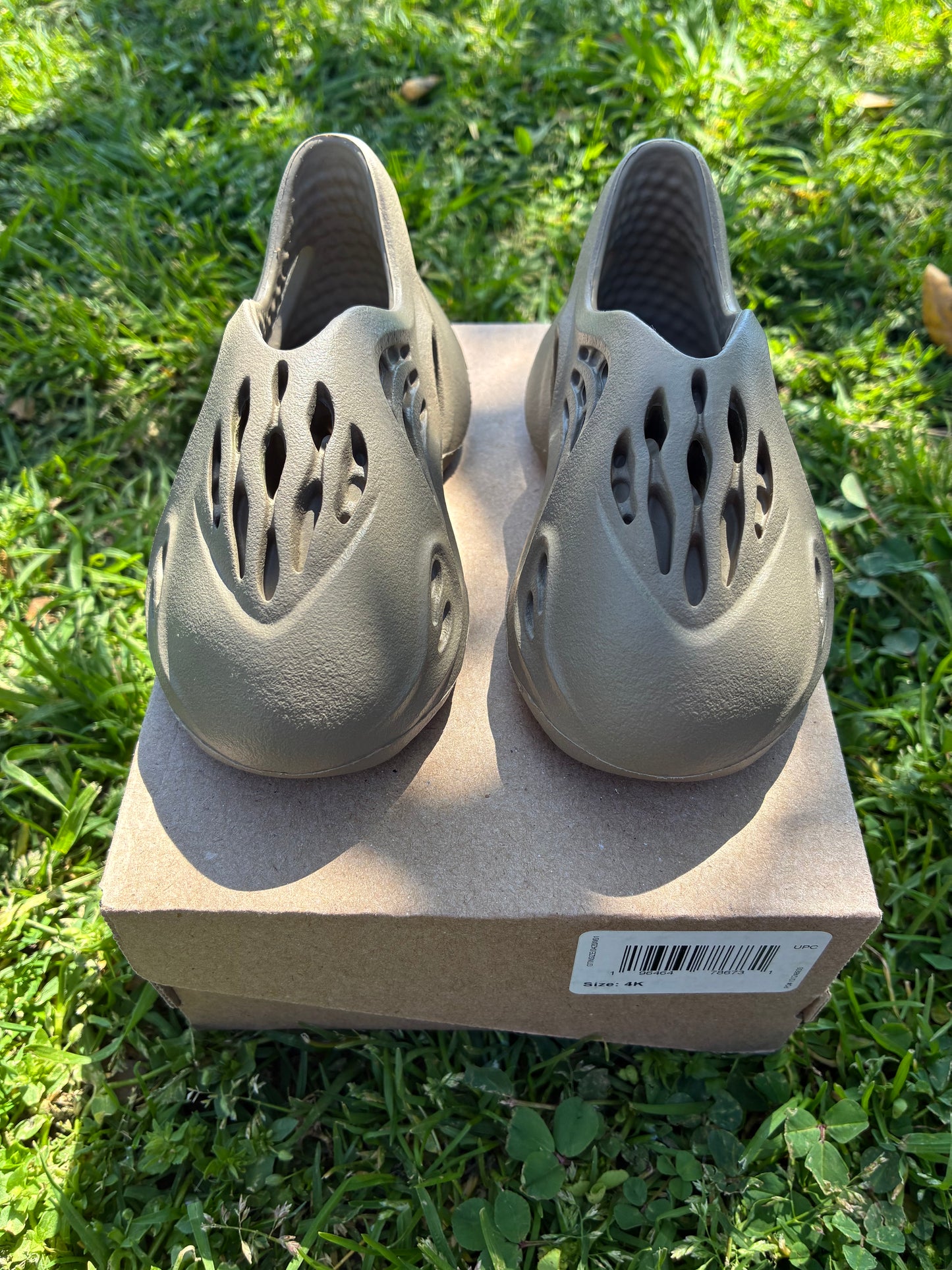 Yeezy Foam Runner Stone Taupe
