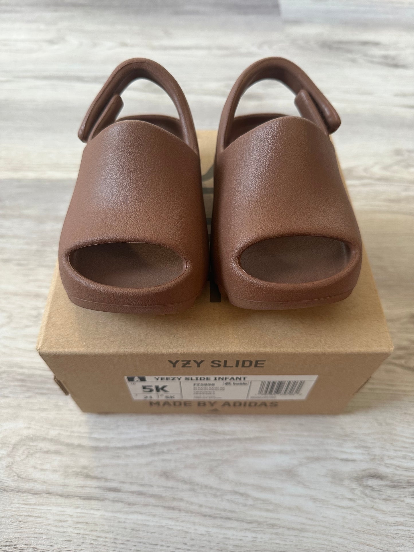 Yeezy Slide Flax