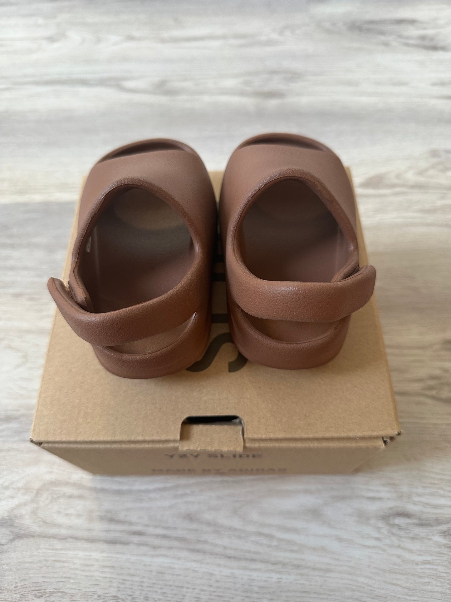 Yeezy Slide Flax