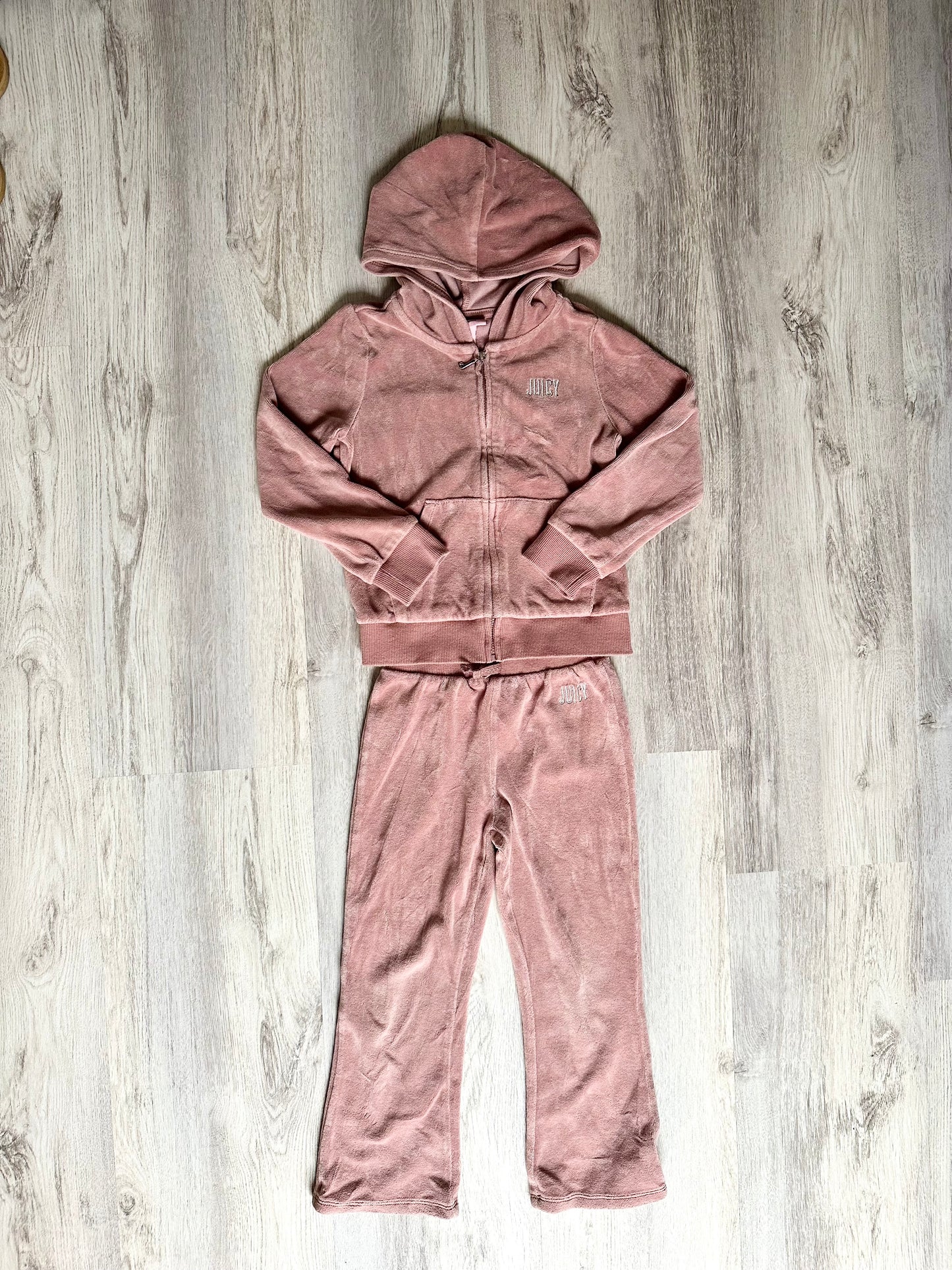 Juicy Couture 2-Piece Set